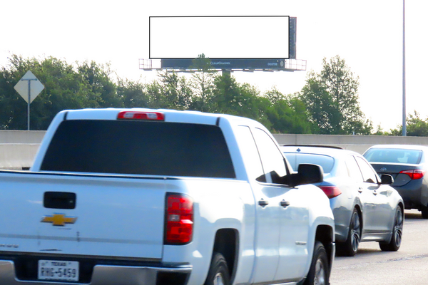 Tom Landry Hwy  (I-30) NS 0.1mi W/O MacArthur Blvd F/W - 1