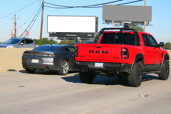 Dallas N Tollway WS 25ft N/O Maple Av F/S - 1