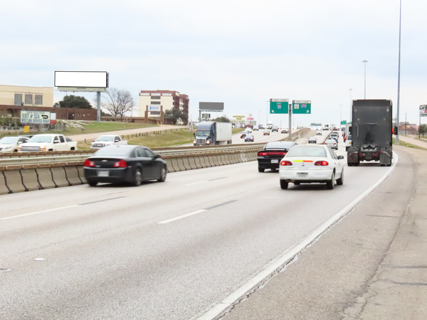 Thornton Fwy (I-30) NS 0.5mi W/O Jim Miller Rd F/W - 1