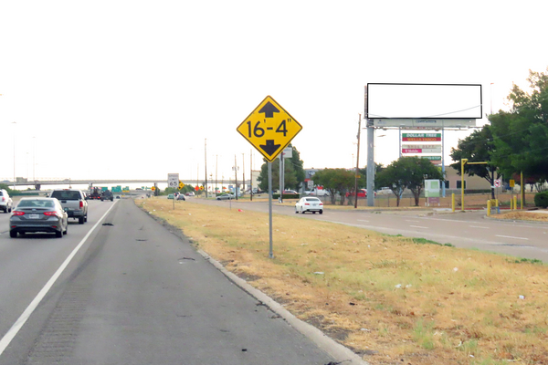 Thornton Fwy (I-30) SS 0.3mi W/O Buckner Blvd F/W - 2