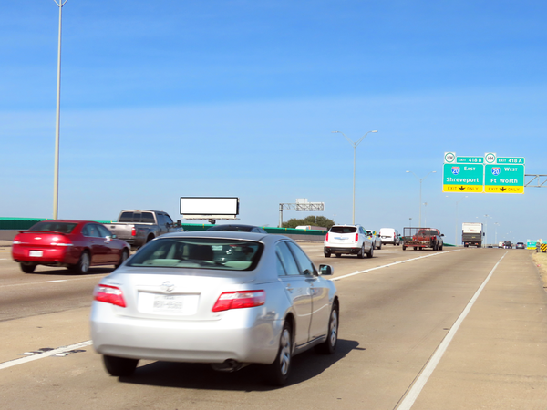 Thornton Fwy (I-35E) WS 0.4mi S/O I-20 F/S - 1