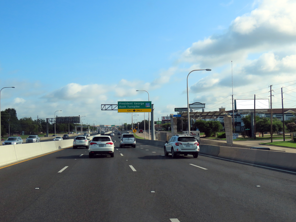 Dallas N Tollway ES 0.12mi N/O Frankford Rd F/S - 2