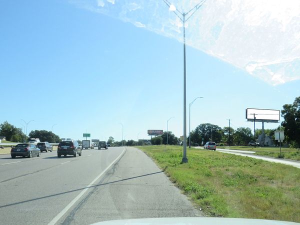 Airport Fwy SS 0.2mi E/O Sylvania Av F/W - 2