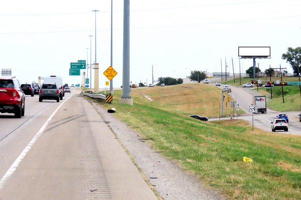 Tom Landry Hwy (I-30) SS 0.16mi E/O Westmoreland Rd F/W - 2
