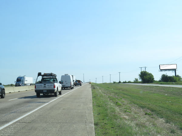 I-30 E SS 0.5mi W/O FM 551 F/W - 2