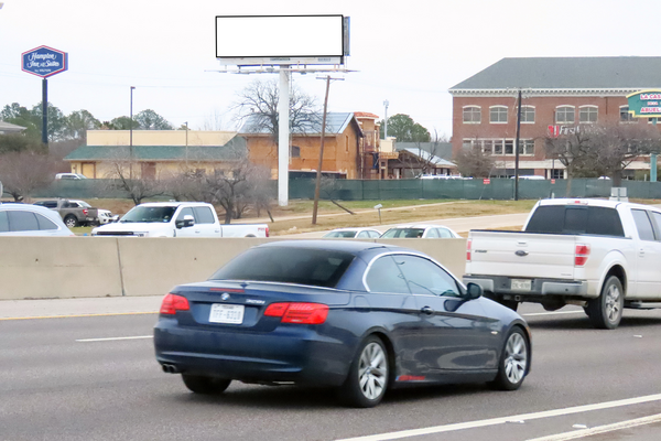 I-35 ES 0.4mi N/O Teasley Ln F/N - 1