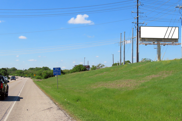 Denton Hwy (Hwy 377) WS 0.5mi S/O FM 1171 F/N - 2