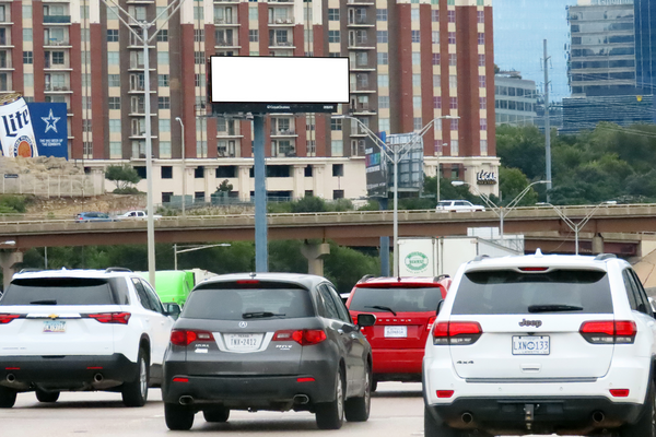 Stemmons Fwy (I-35E) ES 100ft N/O Dallas N Tollway Exit F/N - 1
