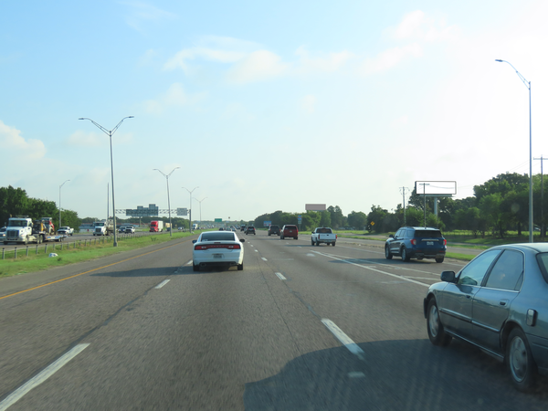 LBJ Fwy (I-635) ES 0.7mi S/O Elam Rd F/S - 1