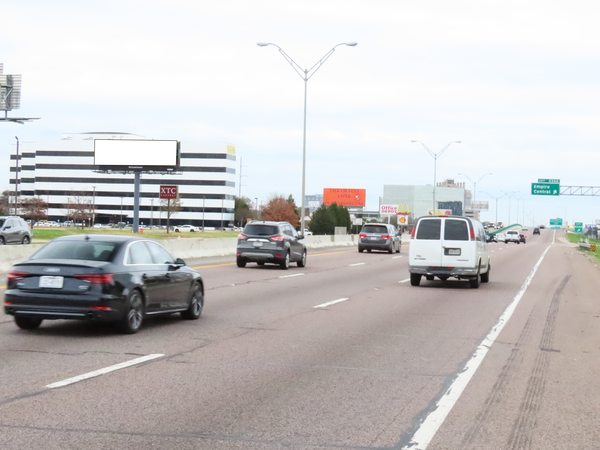 Stemmons Fwy (I-35E) ES 0.2mi N/O Empire Central F/N - 1