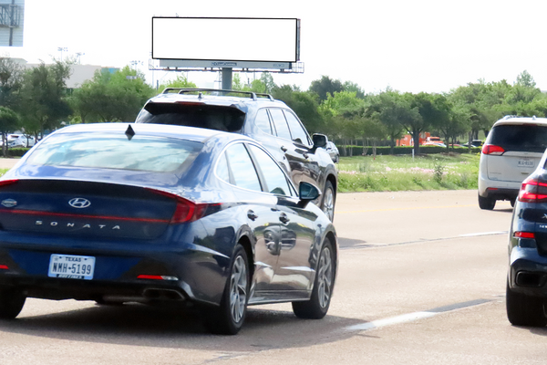 LBJ Fwy (I-635) NS 0.1mi W/O Freeport Pkwy F/W - 1