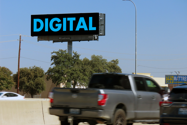 LBJ Fwy (I-635) NS 0.1mi W/O Montfort F/W - 1