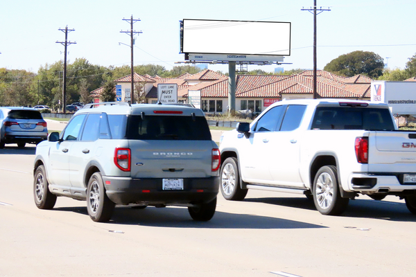SH 121 (Sam Rayburn Tollway) NS 0.56mi E/O Hillcrest Rd F/E - 2