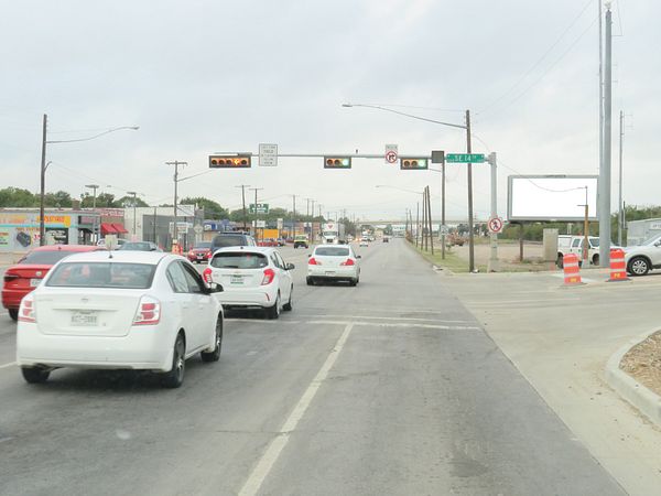 Jefferson St NS 200ft W/O SE 14th St F/E - 2