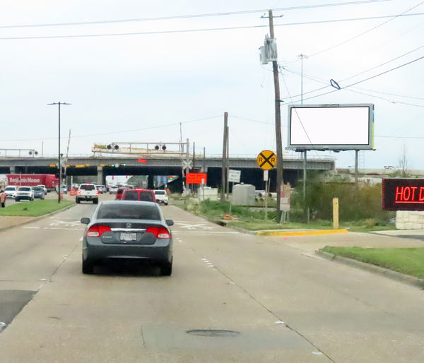 Jupiter Rd WS 325ft N/O LBJ Fwy (I-635) F/N - 2