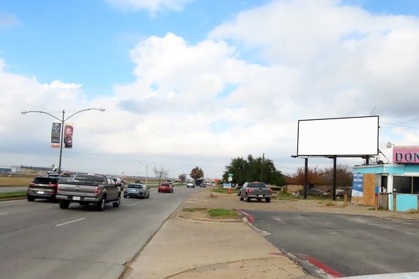 LEMMON AV ES 200ft N/O Mockingbird Ln F/S - 1