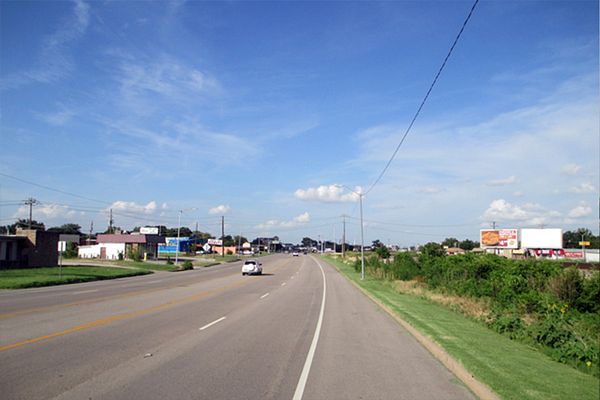 Main St SS 450ft E/O Carrier Pkwy F/W - 2