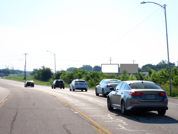 Main St SS 450ft E/O Carrier Pkwy F/W - 1