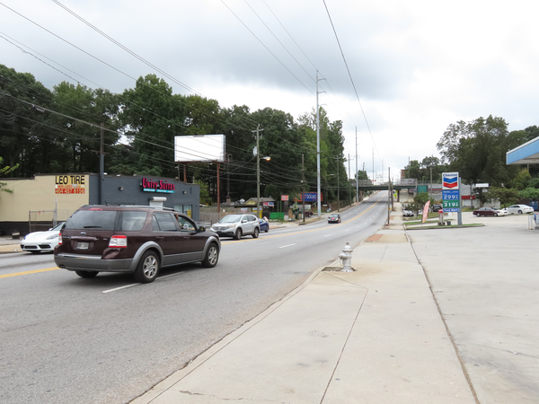 Metropolitan Pkwy ES 150ft S/O University Blvd F/N - 1