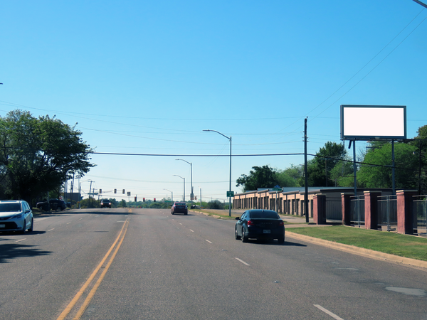 Beach St WS 150ft N/O Vickery Blvd F/N - 2