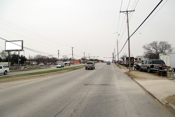 Mansfield Hwy ES 325ft N/O Shackleford F/N - 1