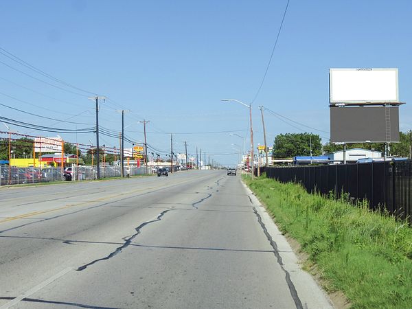 NE 28th St NS 360ft E/O Fairview St F/E - 2