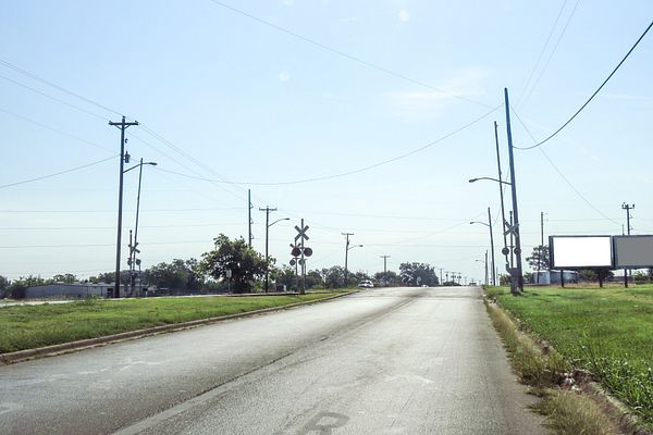 Seminary Dr SS 580ft W/O Old Mansfield F/W - 3