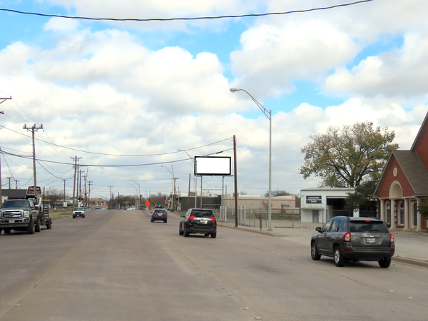 Wichita St ES 100ft S/O Bisbee Rd F/S - 2