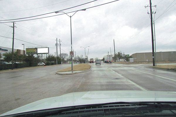 Royal Ln SS 200ft W/O Kline St F/E - 2