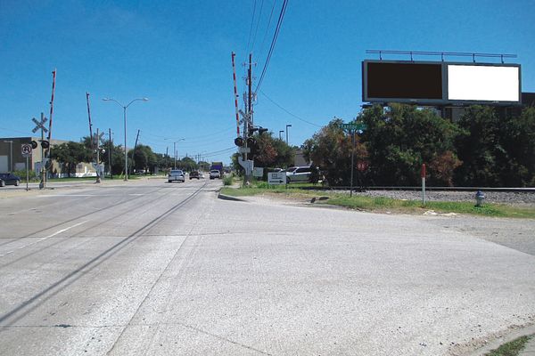 Royal Ln SS 200ft W/O Kline St F/W - 4