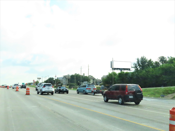 Hwy 360 ES 0.1mi N/O Ave J F/S - 1
