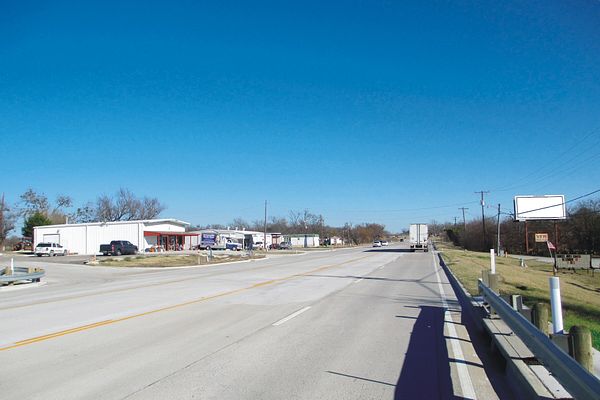 Hwy 380 SS 0.4mi E/O Hwy 78 F/W - 2
