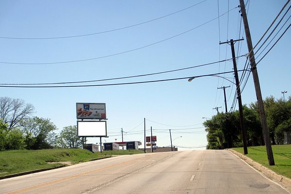 Samuell Blvd SS 95ft W/O St Charles Av F/E - 2
