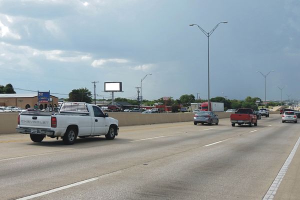 I-35E WS 0.2mi N/O Parkerville Rd F/S - 1