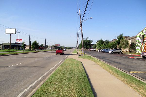 Loop 288 ES 0.3mi N/O McKinney F/N - 1