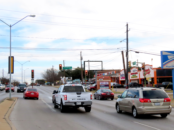 ROYAL LN SS 0.3mi E/O Denton Dr F/W - 4