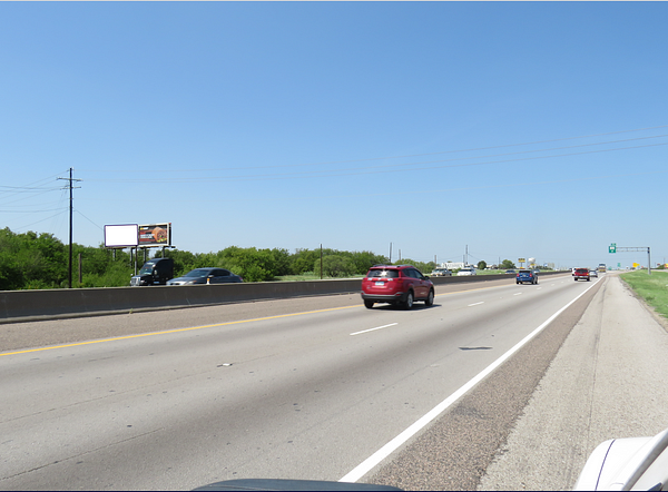 I-35 WS 0.7mi N/O University Dr F/S - 1