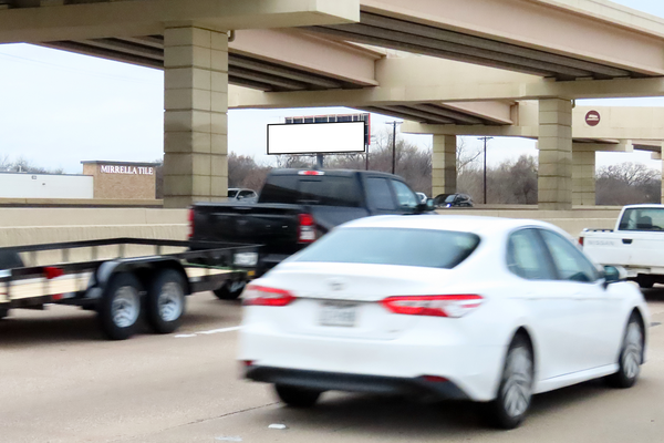 Tom Landry Hwy  (I-30) SS 0.76mi W/O MacArthur Blvd F/E - 1