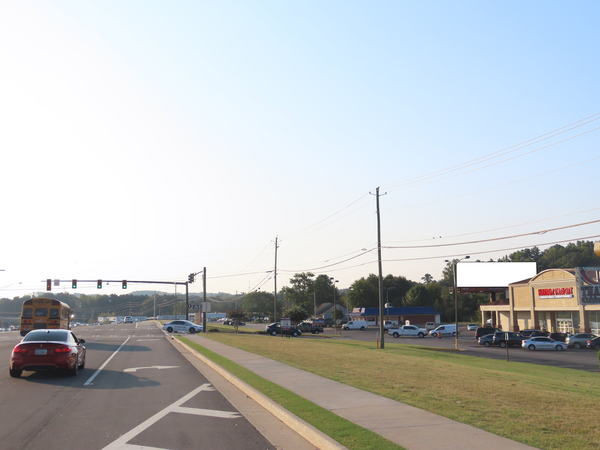 Hwy 20 SS 1000ft E/O Buford Hwy F/W - 1