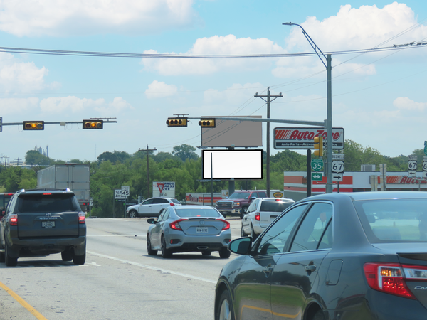 Hwy 67 SS 0.28mi E/O I-35 F/W - 4