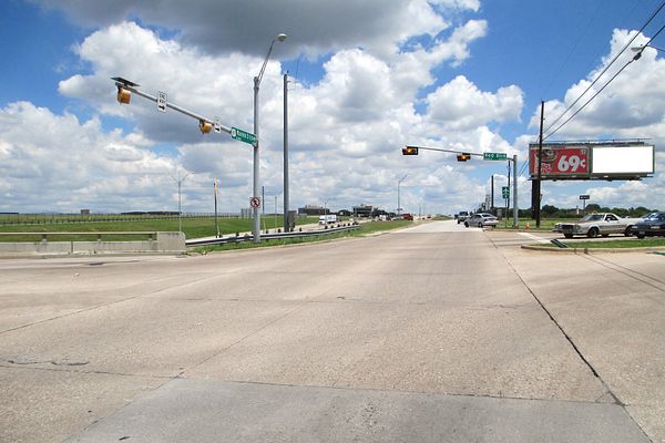 Hwy 67 Service Road ES 100ft N/O Red Bird Ln F/S - 2