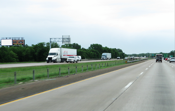 I-45 ES 0.57mi N/O Simpson Stuart Rd F/N - 1