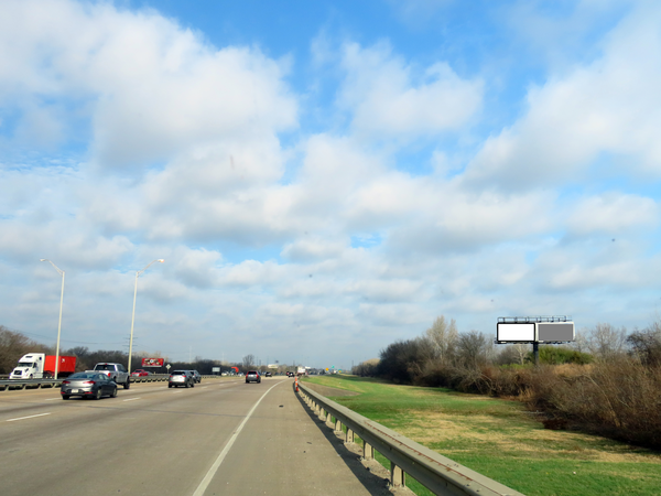 I-45 ES 0.28mi N/O Simpson Stuart Rd F/S - 4
