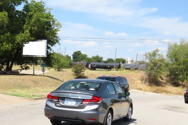 Morningside Dr SS 20ft E/O Bryan St F/E - 1