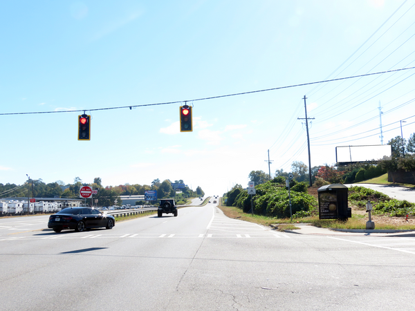 North Cobb Pkwy WS 0.05mi N/O Bells Ferry Rd F/N - 1