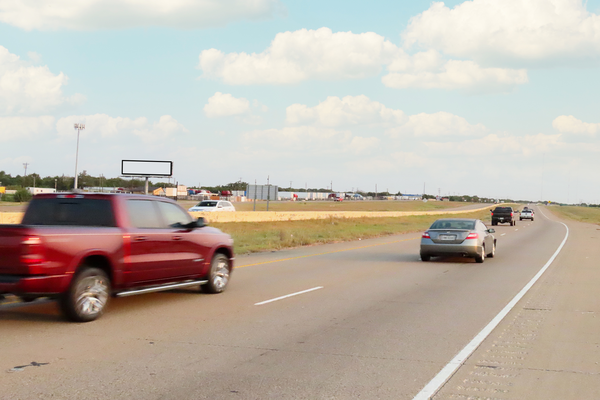 Hwy 67 WS 0.1mi N/O Shiloh Rd F/S - 2