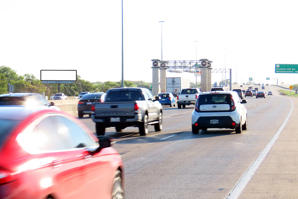 Tom Landry Hwy (I-30) NS 1mi E/O MacArthur Blvd F/W - 1