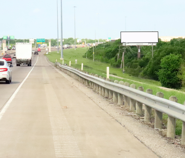 Tom Landry Hwy (I-30) NS 1mi E/O MacArthur Blvd F/E - 2