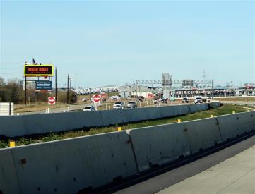I-35W-MP26.7-.4MI N/O HWY 67 W/S  TOP