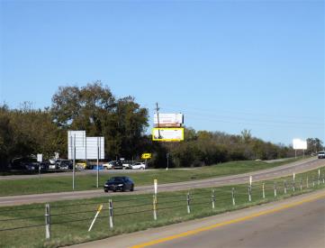 I-35W-MP25.2-.8MI S/O HWY-67 W/S BOTTOM